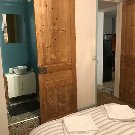 Les Pecheries アパート *